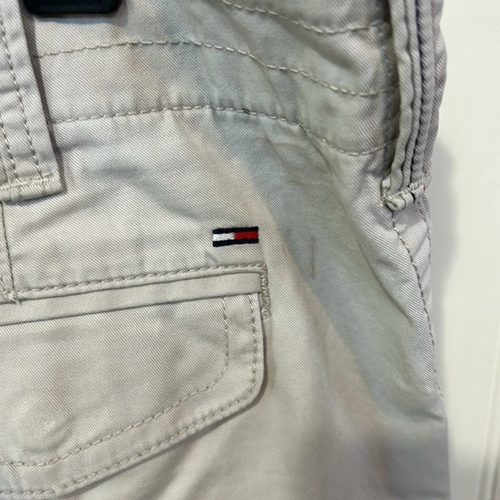 Tommy Hilfiger khaki cargo shorts size36 great condition super soft comfortable - Picture 5 of 14